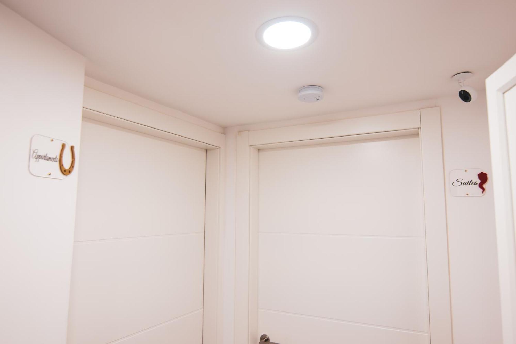 [Centro Storico] Luxury Suites Napoli Esterno foto